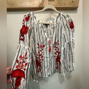 I.N.C. International Condepts embroidered trend setter blouse size large